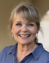 CARI CELAYA